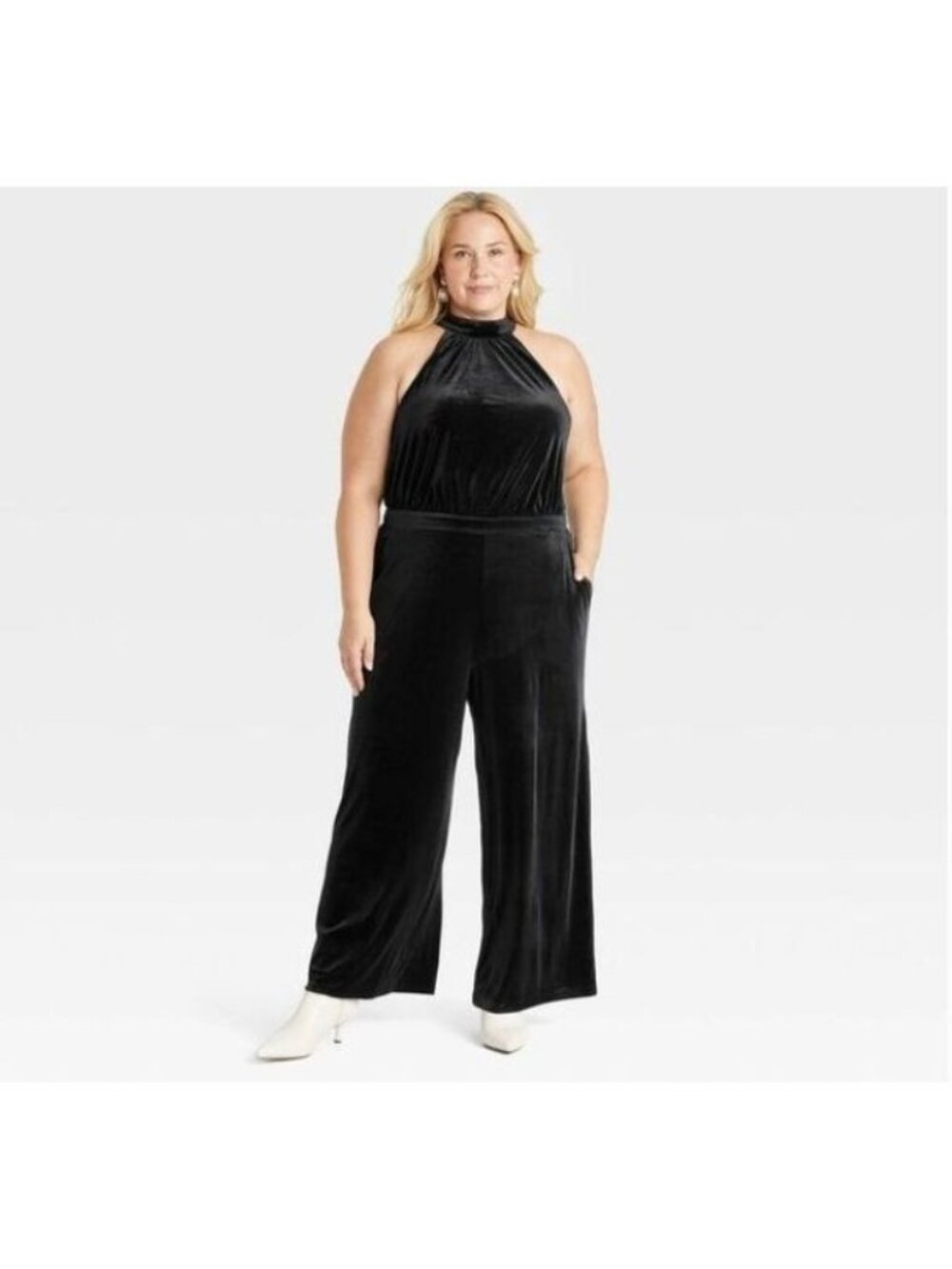 NWT Women’s Size XXL Black Velvet Jumpsuit High neck Halter - A New Day L1660